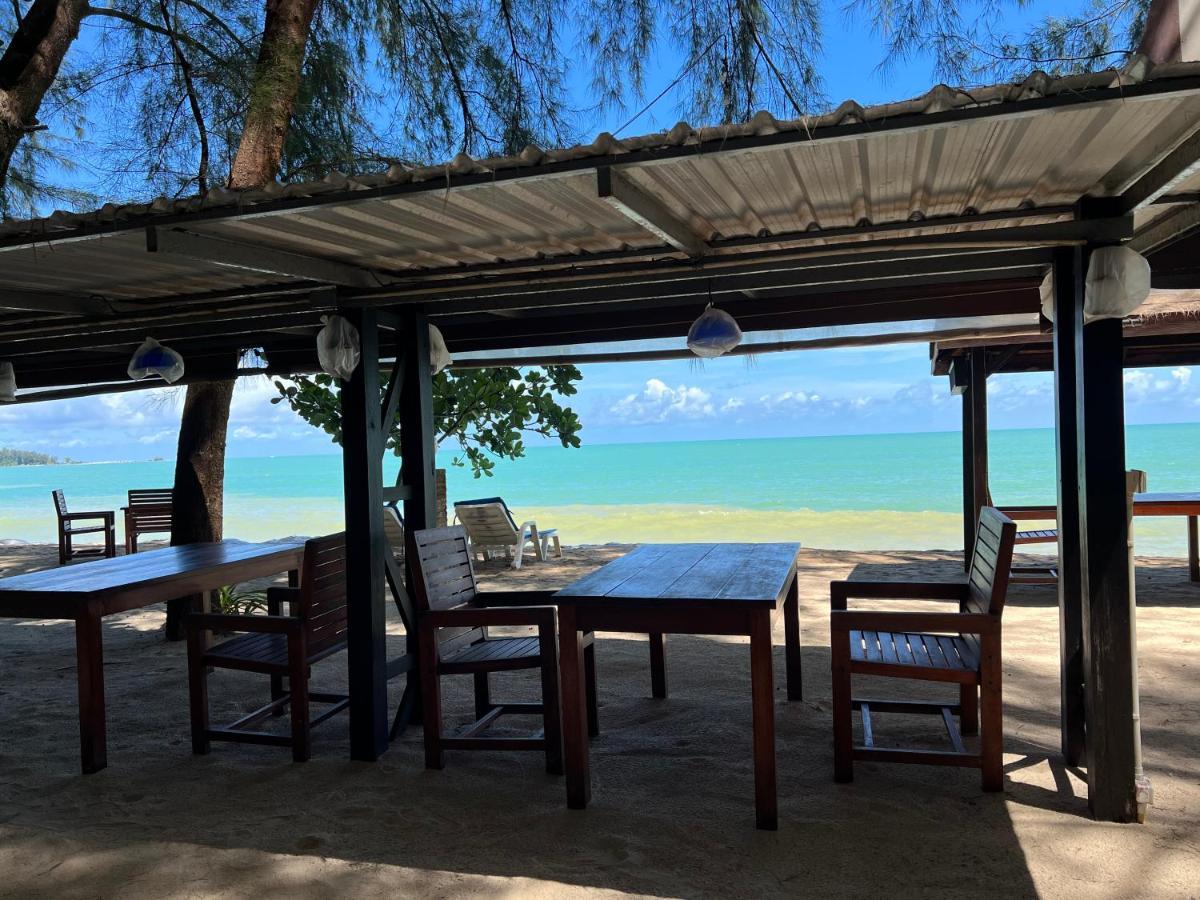 Ao Thong beach Bungalows Bang Sak Exterior foto