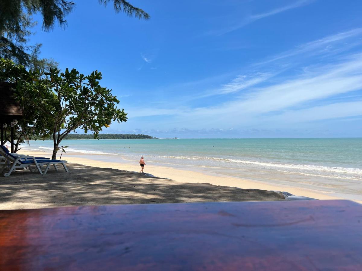 Ao Thong beach Bungalows Bang Sak Exterior foto