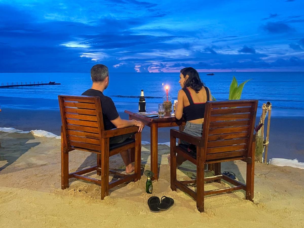 Ao Thong beach Bungalows Bang Sak Exterior foto
