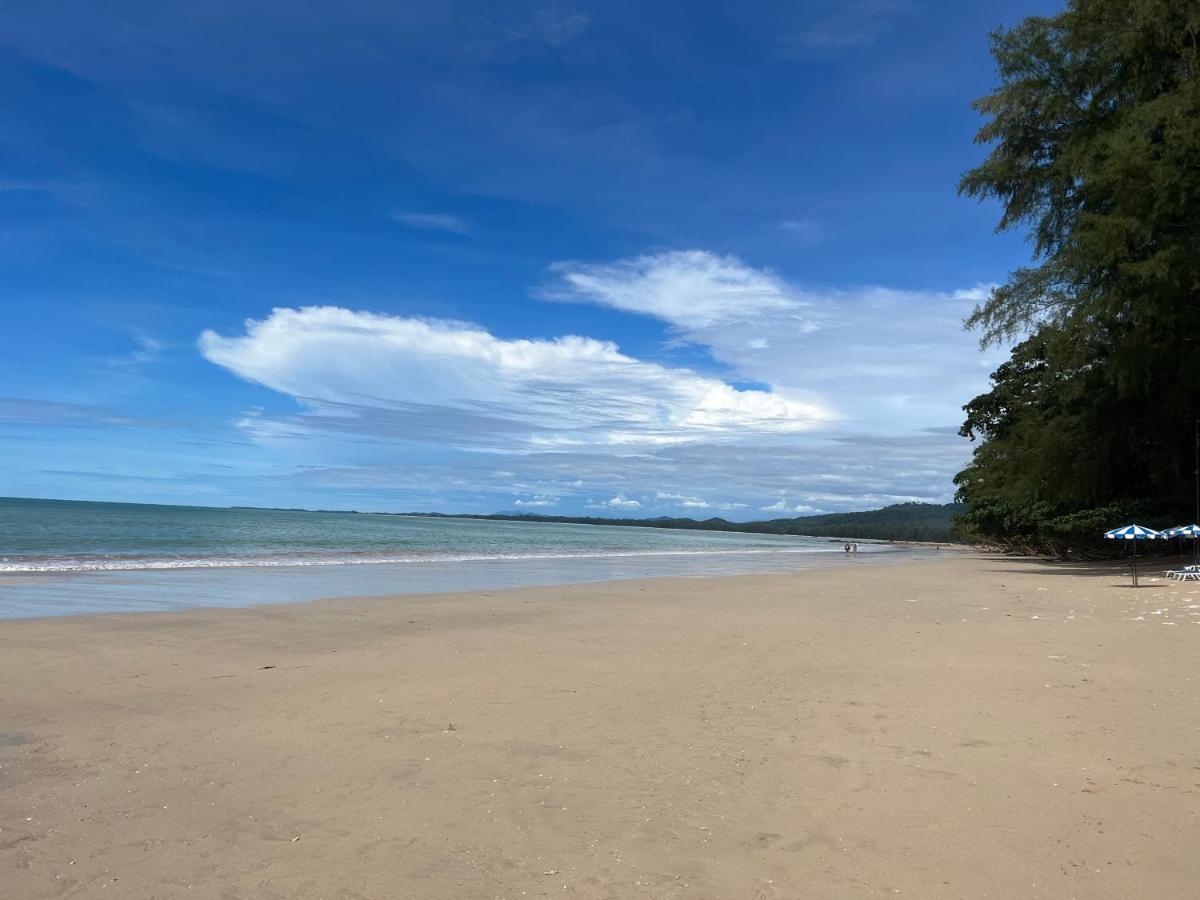Ao Thong beach Bungalows Bang Sak Exterior foto