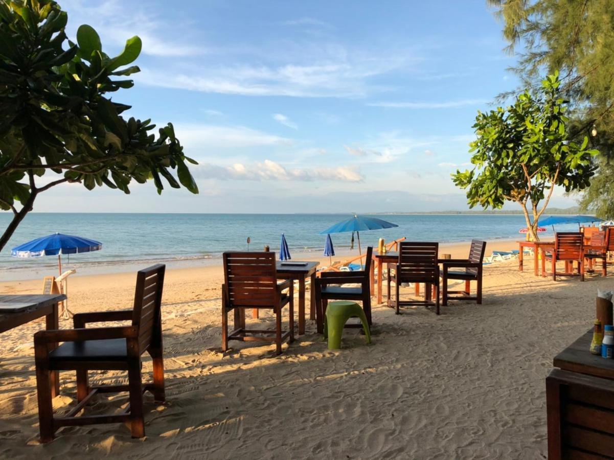 Ao Thong beach Bungalows Bang Sak Exterior foto