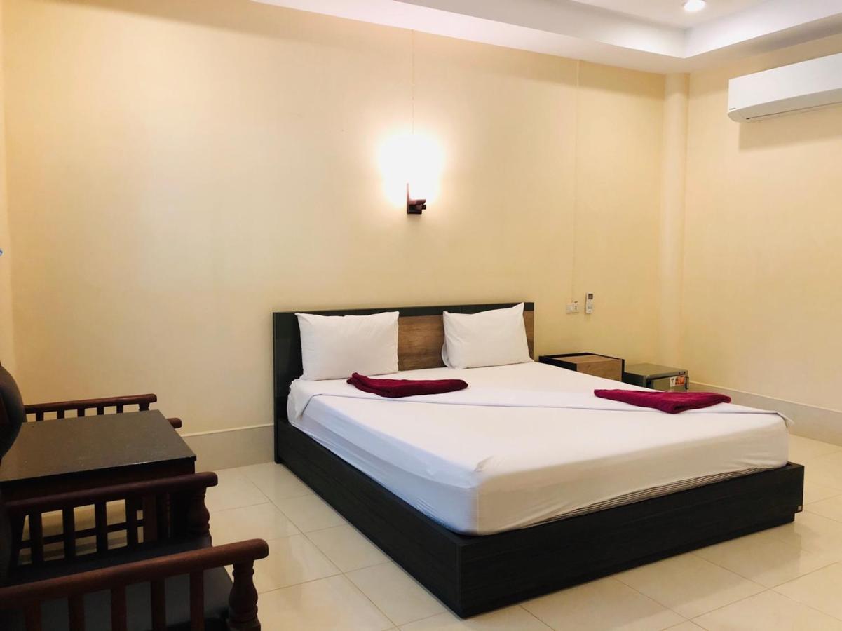 Ao Thong beach Bungalows Bang Sak Exterior foto